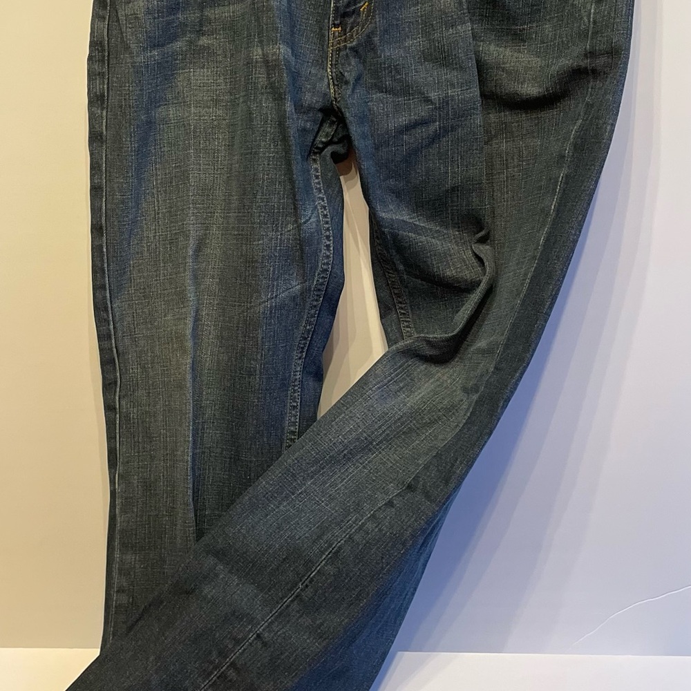 Levi Strauss and Company, 559, men’s size 38 x 34, like new denim jeans